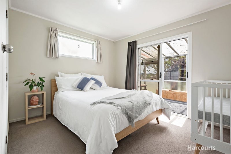 13 Leatham Crescent, Opaheke, Papakura - Carousel 2