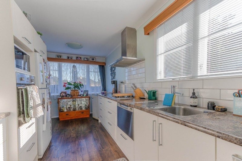 2 Kuaka Place, Castlecliff, Whanganui - Carousel 2