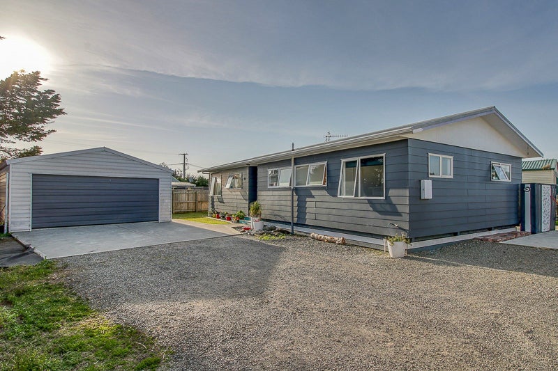 47A Seabury Avenue, Foxton Beach, Foxton - Carousel 1