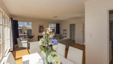 5B Manly Street, Paraparaumu Beach, Paraparaumu - Carousel 1