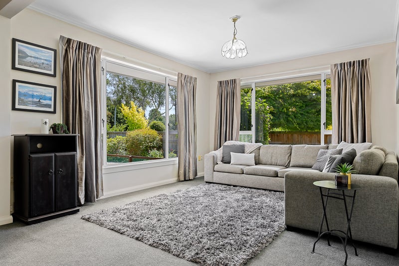 27 Hawthornden Road, Avonhead, Christchurch - Carousel 2