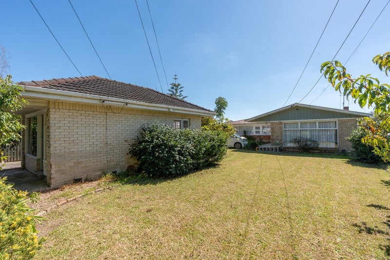 17 James Street, Hamilton East, Hamilton - Carousel 1