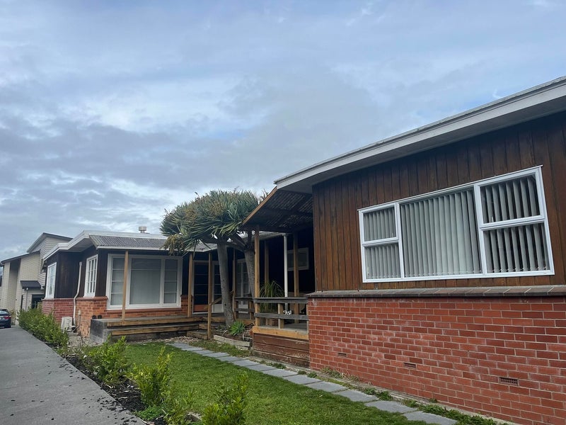 76 Taylor Street, Blockhouse Bay, Auckland - Carousel 1