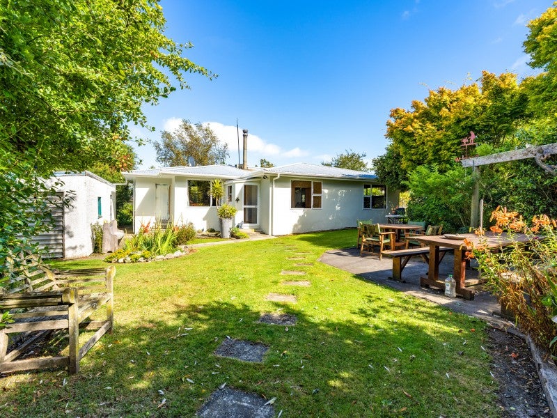 14 Sussex Street, Weston, Oamaru - Carousel 1