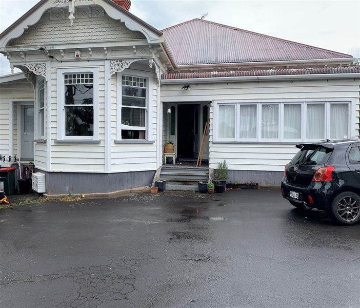 2/73 Market Road, Epsom, Auckland - Carousel 1