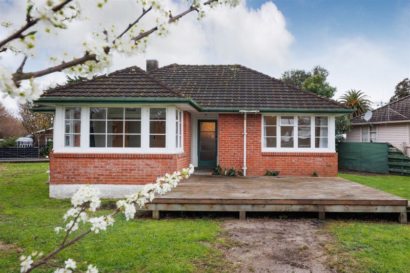 3 Cardiff Street, Awapuni, Palmerston North - Carousel 2