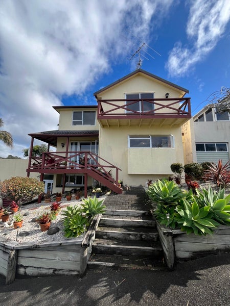 2/41 Calypso Place, Rothesay Bay, Auckland - Carousel 1