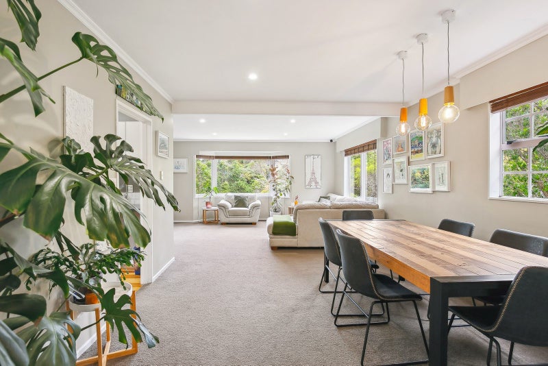 12 Goddard Grove, Churton Park, Wellington - Carousel 2