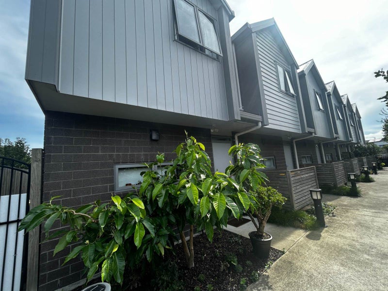 5/21 Moor Avenue, Te Atatu Peninsula, Auckland - Carousel 2