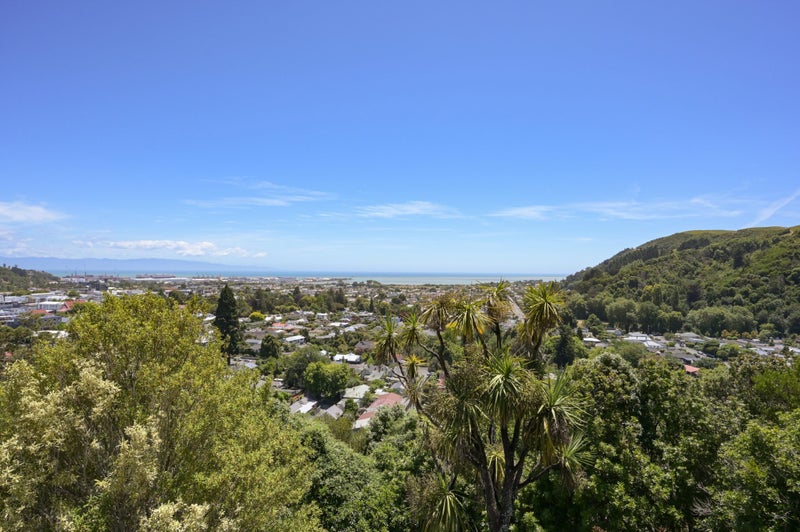 21 Dorothy Annie Way, Nelson, Nelson - Carousel 2