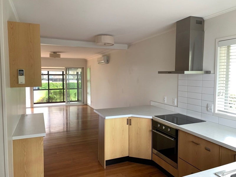 1/270 Jervois Road, Herne Bay, Auckland - Carousel 2