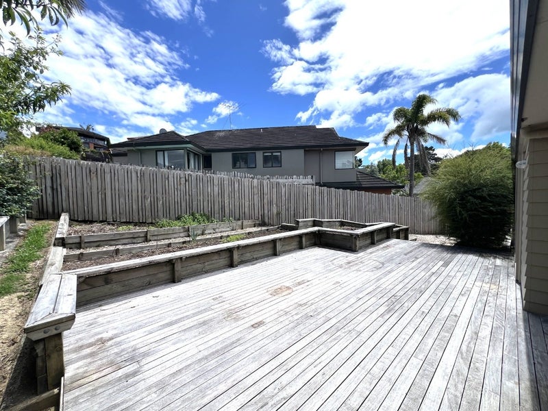 4 Nottingham Place, Northcross, Auckland - Carousel 20