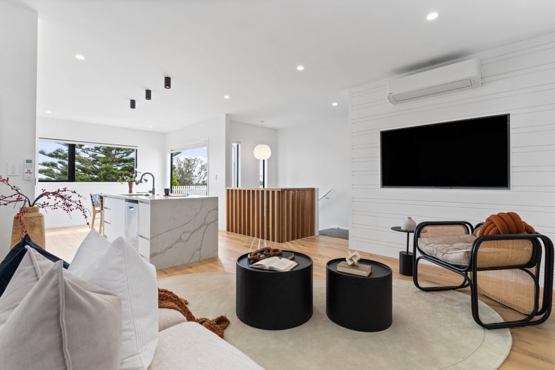 85A Awaroa Road, Sunnyvale, Auckland - Carousel 2