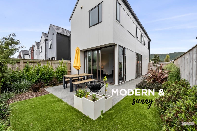 11 Ron Deal Way, Epuni, Lower Hutt - Carousel 1