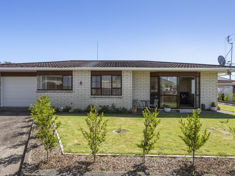 3 Webster Street, Westown, New Plymouth - Carousel 1