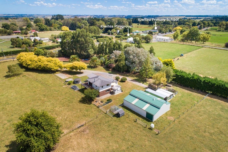 17 Coulters Line, Kiwitea, Feilding - Carousel 2