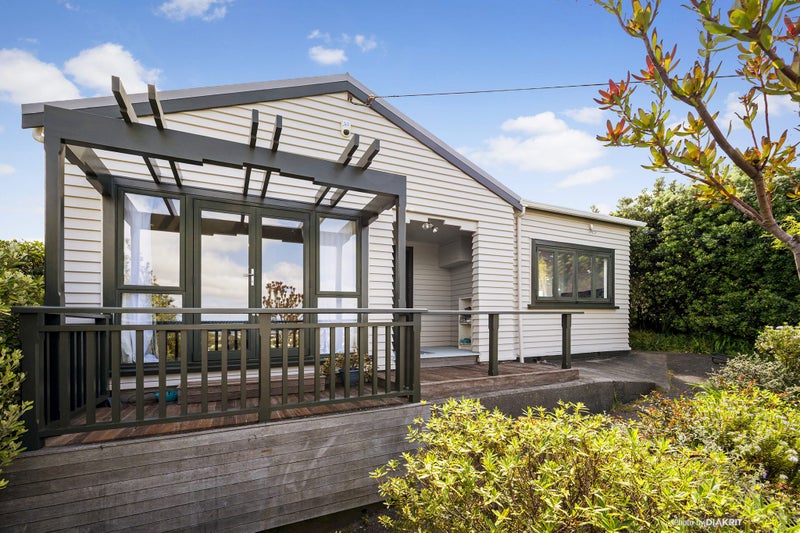 83 Maupuia Road, Maupuia, Wellington - Carousel 1