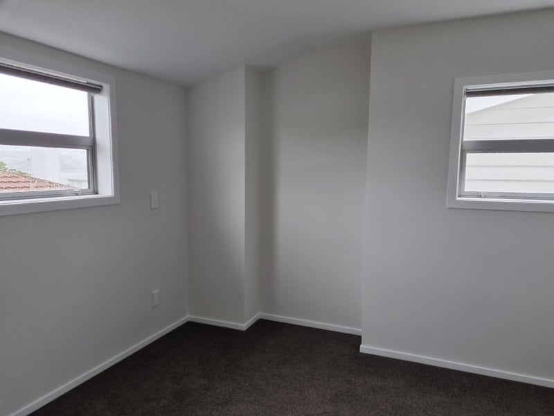 8 Opapa Street, Titahi Bay, Porirua - Carousel 1