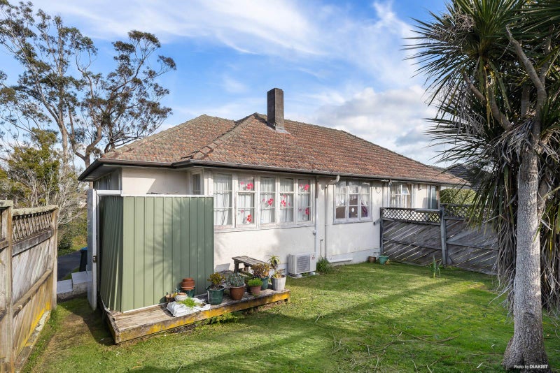 1/59 Gifford Avenue, Mount Roskill, Auckland - Carousel 1