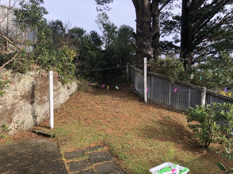 6A Glanmire Road, Newlands, Wellington - Carousel 9