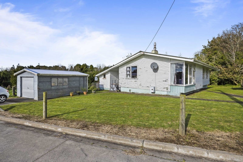 96 Swansea Road, Stratford - Carousel 2