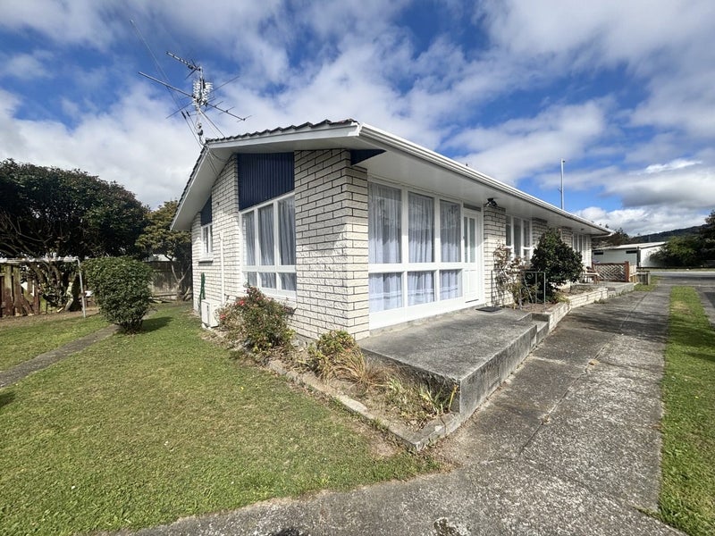 1240A Fergusson Drive, Brown Owl, Upper Hutt - Carousel 1