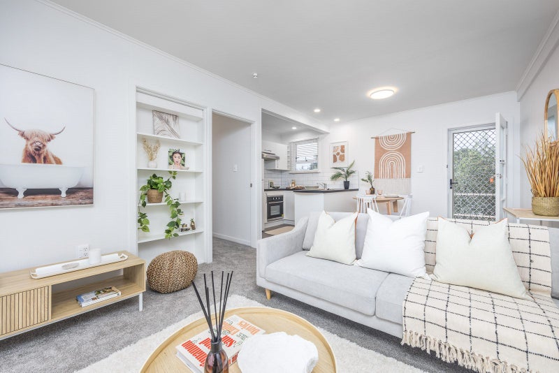 7/219 Onewa Road, Birkenhead, Auckland - Carousel 2