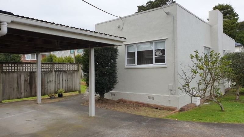 1/8 Northcote Road, Takapuna, Auckland - Carousel 1