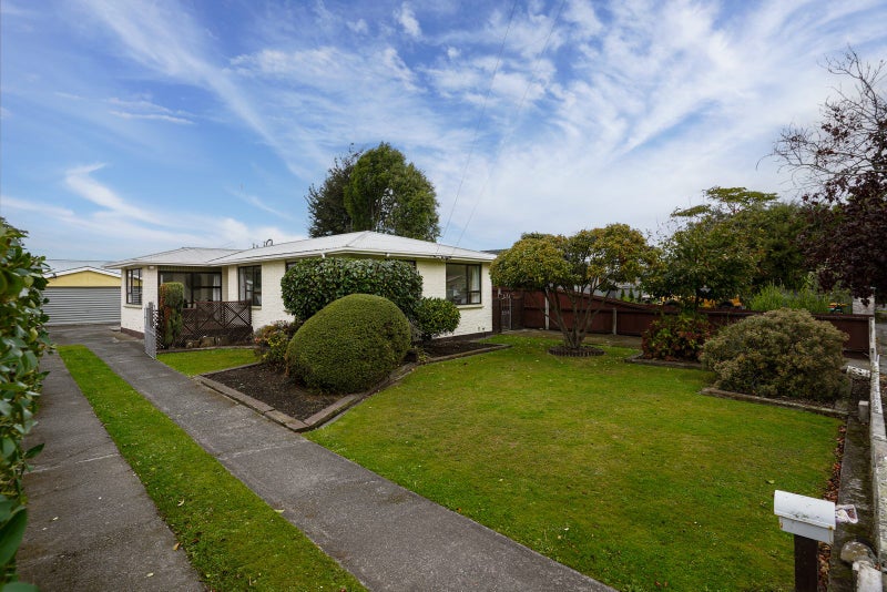 18 Aintree Street, Bishopdale, Christchurch - Carousel 1