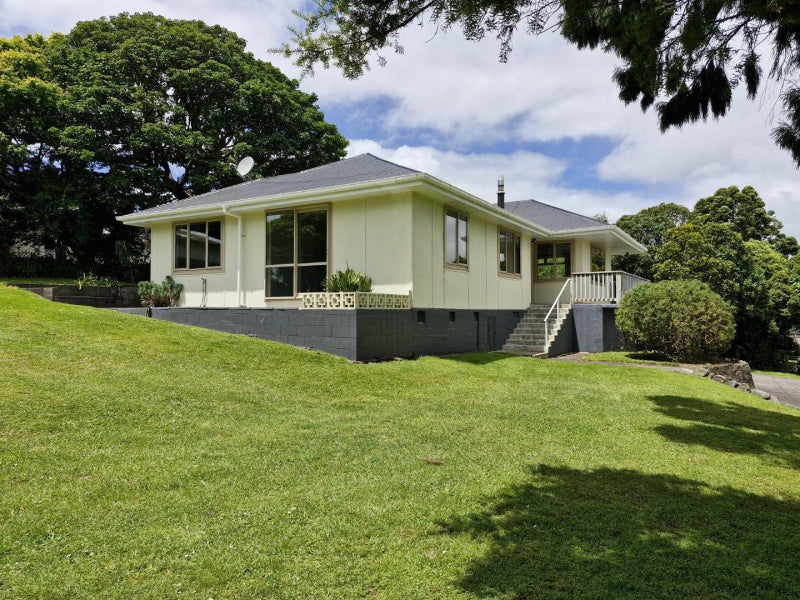 7A Woodleigh Street, Frankleigh Park, New Plymouth - Carousel 2