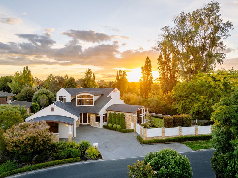 5 Ashmore Court, Huntington, Hamilton - Carousel 2