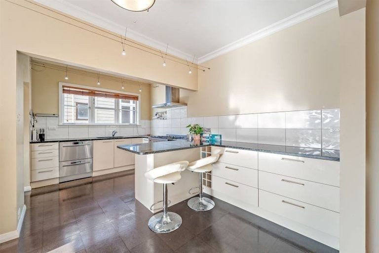 15 Tennyson Avenue, Takapuna, Auckland - Carousel 2