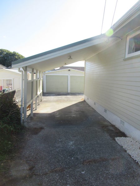 13 Charles Street, Clouston Park, Upper Hutt - Carousel 15