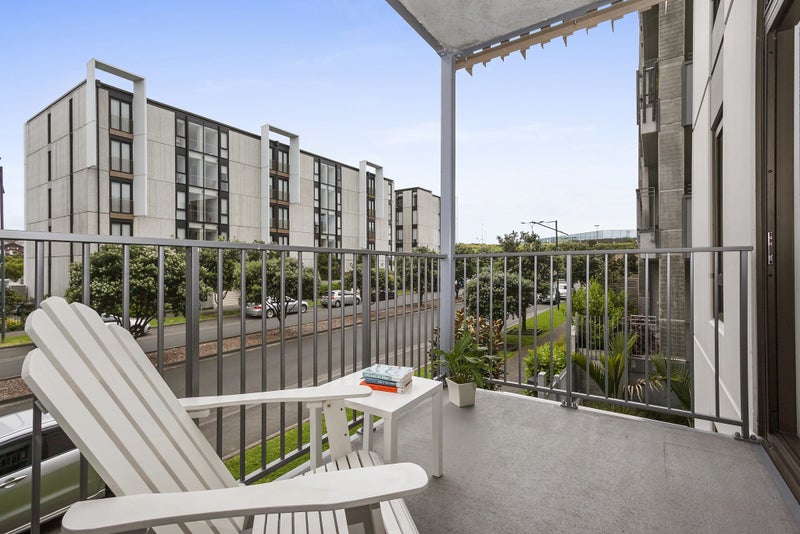 113/4 Bluegrey Avenue, Stonefields, Auckland - Carousel 1