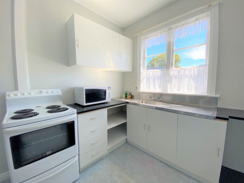 2/4 Clyde Street, Epsom, Auckland - Carousel 2