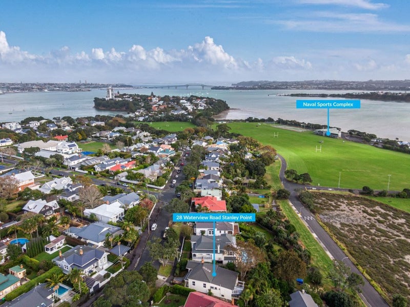 28 Waterview Road, Stanley Point, Auckland - Carousel 1