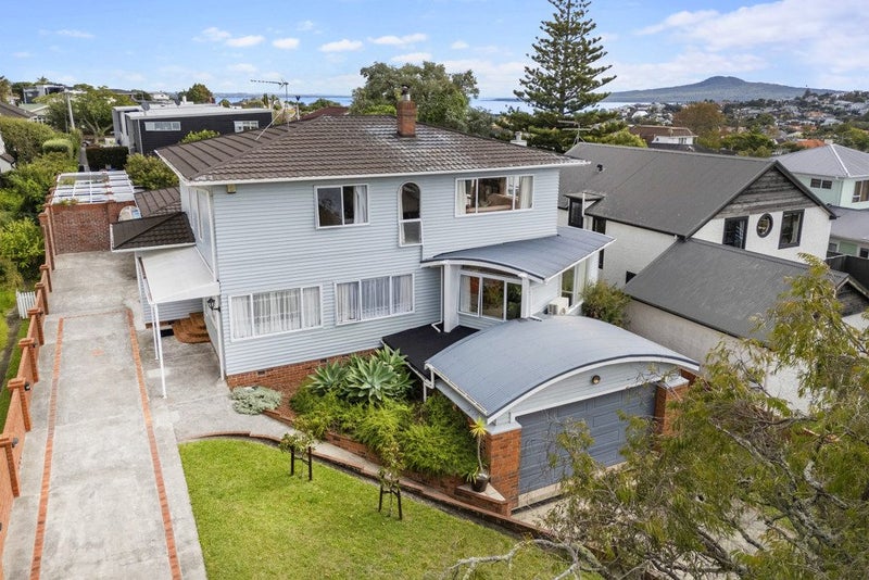 10 Kildare Avenue, Glendowie, Auckland - Carousel 2
