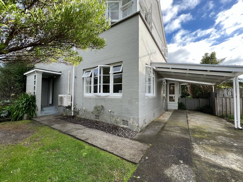 126 Oxford Terrace, Epuni, Lower Hutt - Carousel 24