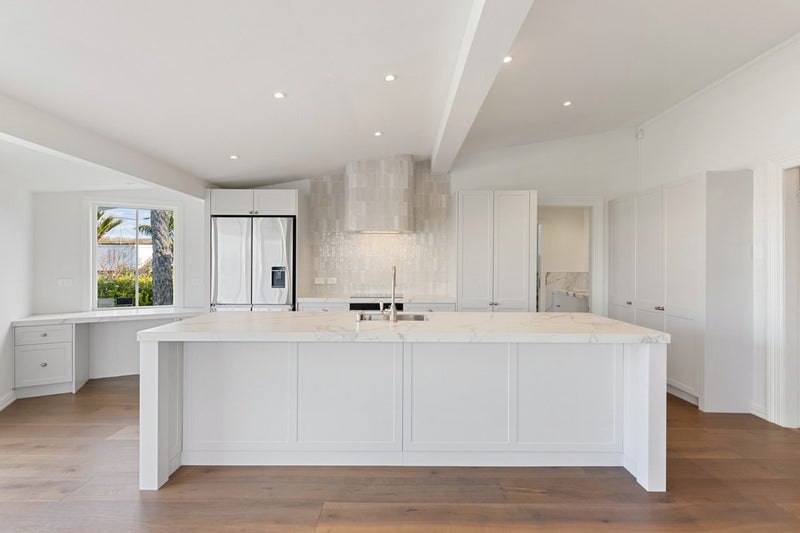 37 Franklin Road, Freemans Bay, Auckland - Carousel 1