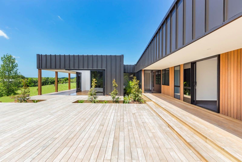 346 Tara Road, Kaiwaka - Carousel 2