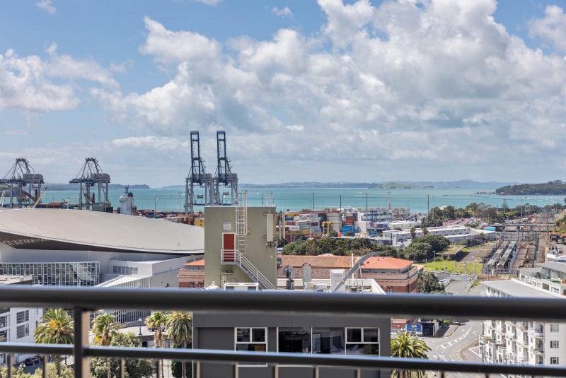 610/1 Parliament Street, Auckland Central, Auckland - Carousel 1