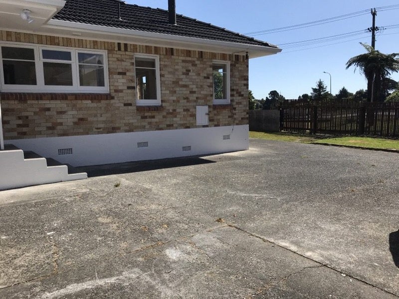 22 Coles Crescent, Papakura, Papakura - Carousel 13