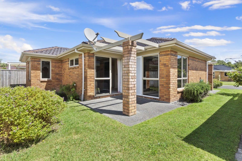 36 Sovereign Isle Lane, Rototuna, Hamilton - Carousel 1