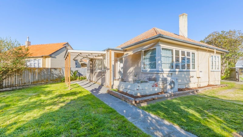 24 Barker Road, Marewa, Napier - Carousel 1