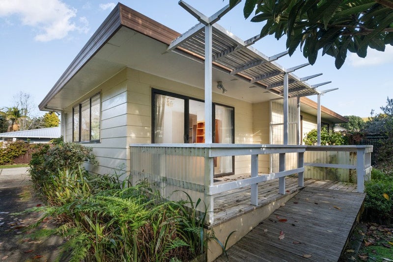 9 Pohutukawa Drive, Athenree, Katikati - Carousel 2