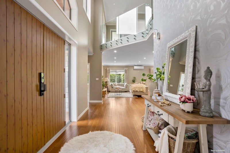 6 Johnnybro Place, Rototuna North, Hamilton - Carousel 2
