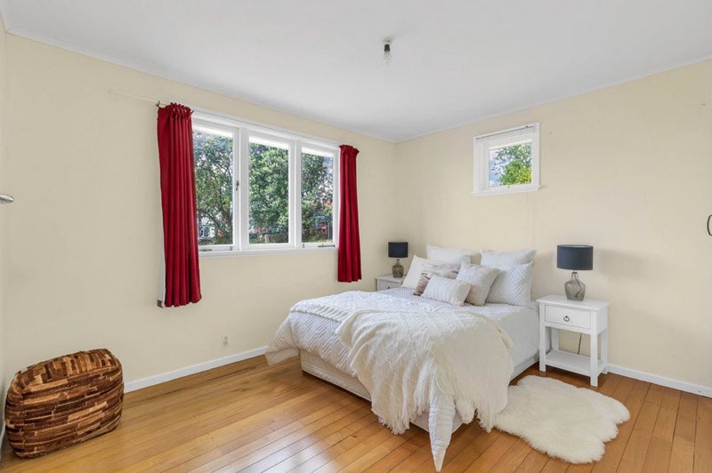 101 Glengarry Road, Glen Eden, Auckland - Carousel 2