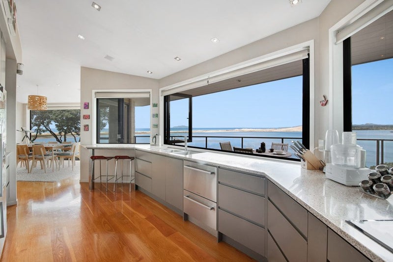 34 Findlay Street, Mangawhai Heads, Mangawhai - Carousel 2