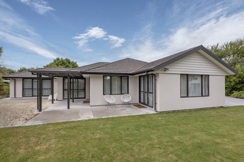 45 Banks Avenue, Dallington, Christchurch - Carousel 1