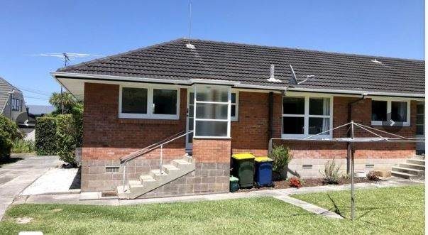 1/13 Stanley Avenue, Milford, Auckland - Carousel 2